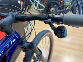Used Trek Supercaliber SL 9.7 GX AXS Gen 2 2026 2026 Mountainbike, Blue, 29 — image 6 of 10