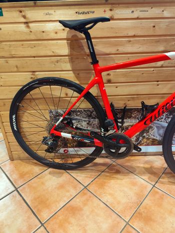 Used Wilier GTR TEAM DISC SRAM RIVAL AXS 2023 Road & Gravel, Red — image 2 of 18