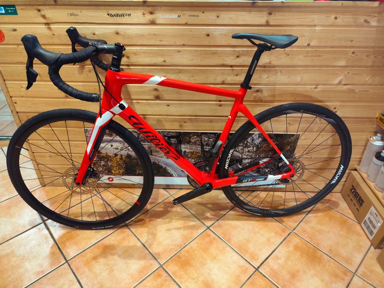 Used Wilier GTR TEAM DISC SRAM RIVAL AXS 2023 Road & Gravel, Red — image 10 of 18
