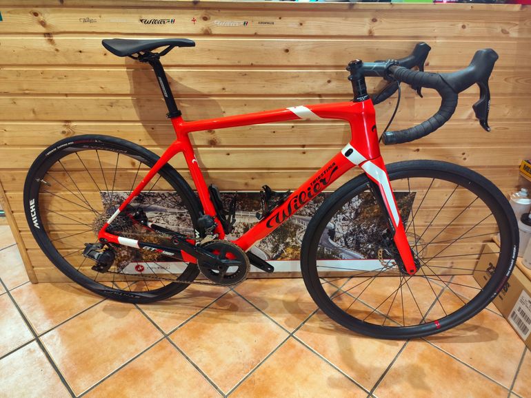Used Wilier GTR TEAM DISC SRAM RIVAL AXS 2023 Road & Gravel, Red — image 1 of 18