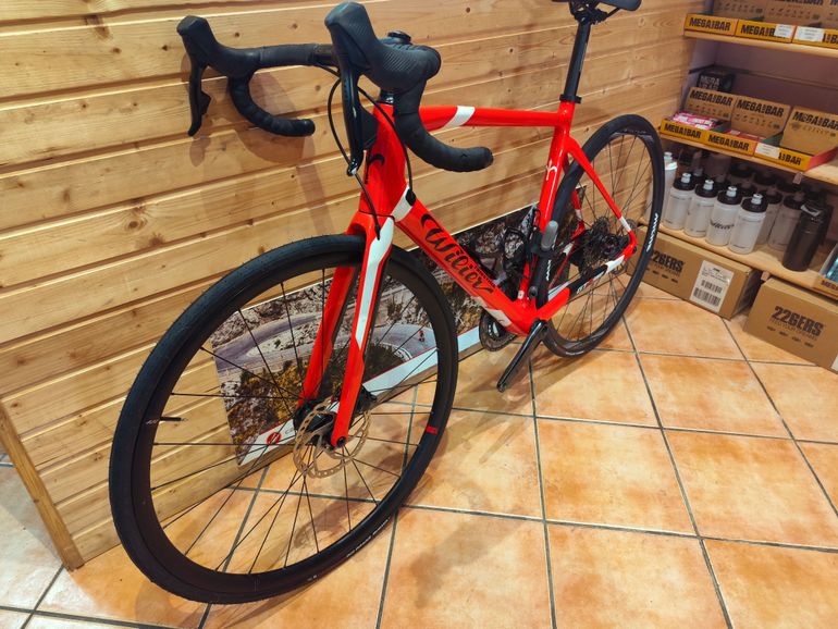 Used Wilier GTR TEAM DISC SRAM RIVAL AXS 2023 Road & Gravel, Red — image 17 of 18