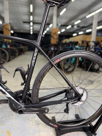 Used Scott Addict 10 disc 2020 2020 Road & Gravel, Black — image 19 of 22