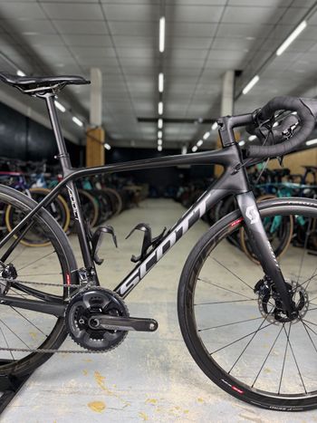 Used Scott Addict 10 disc 2020 2020 Road & Gravel, Black — image 10 of 22