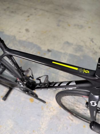 Used Scott Addict 10 disc 2020 2020 Road & Gravel, Black — image 15 of 22