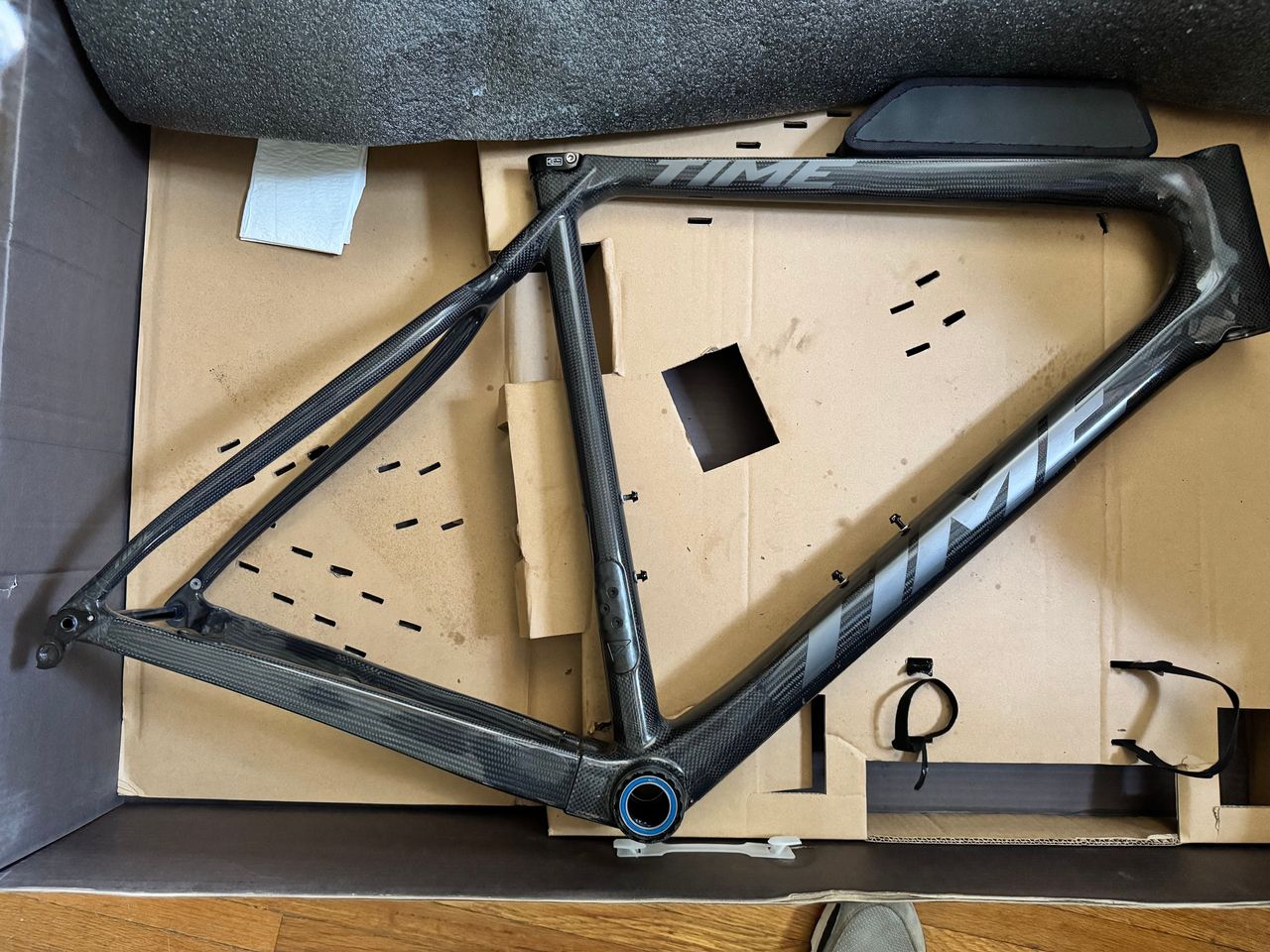 Time ADHX Frameset 2025