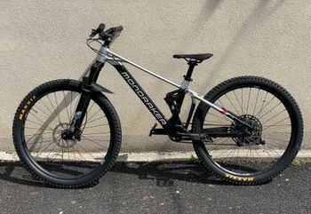 Used Mondraker Factor SRAM SX Eagle 2022 Youth — image 2 of 4