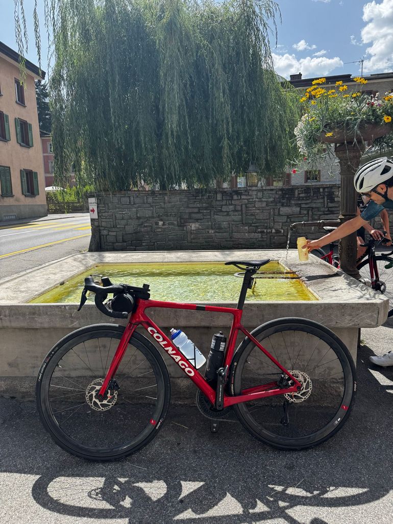 Used Colnago V4 Shimano Ultegra Di2 2025 Frameset 2025 Road & Gravel, Red — image 1 of 7