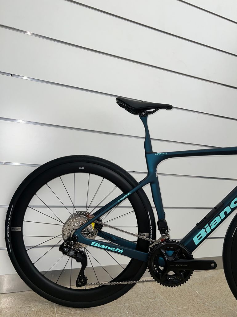 Used Bianchi Bianchi Infinito PRO 2027 Road & Gravel, Blue — image 6 of 7