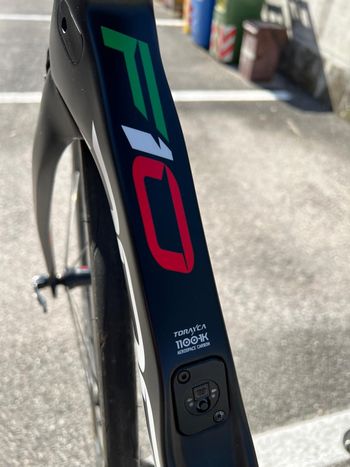 Used Pinarello Dogma F10 Disk Frameset 2021 2021 Road & Gravel, Black — image 8 of 11