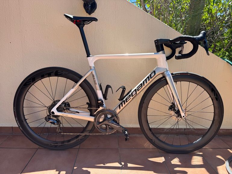 Used Megamo PULSE ELITE 03 2021 2021 Road & Gravel, White — image 1 of 8