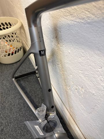 Used Scott Addict Frameset 2026 Road & Gravel, Light Gray — image 2 of 3