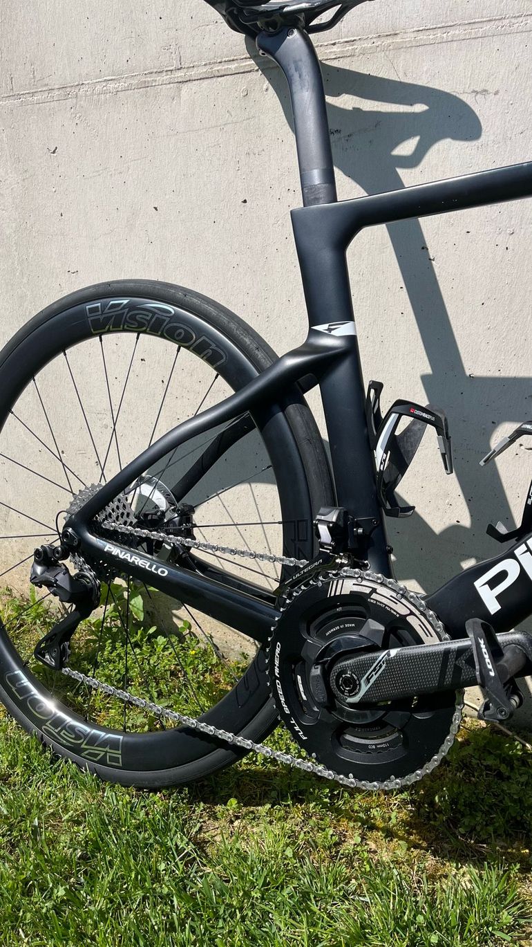 Used Pinarello DOGMA F DURA ACE Di2 Disc 2024 2024 Road & Gravel, Black — image 6 of 6