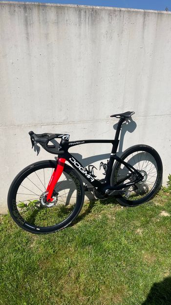 Used Pinarello DOGMA F DURA ACE Di2 Disc 2024 2024 Road & Gravel, Black — image 4 of 6
