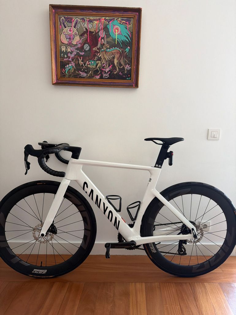 Used Canyon Aeroad CF SLX 8 AXS 2026 2026 Road & Gravel, Blanco — image 2 of 4