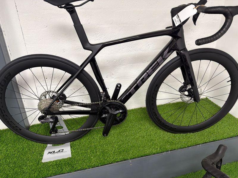 Used Trek Madone SL 7 Gen 8 2027 2027 Road & Gravel