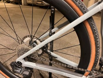 Used BMC Kaius 01 THREE 2026 2026 Road & Gravel, Light Gray — image 8 of 9