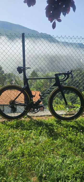 Used Canyon Aeroad CF SLX 9.0 Di2 2019 2019 Carretera y gravel