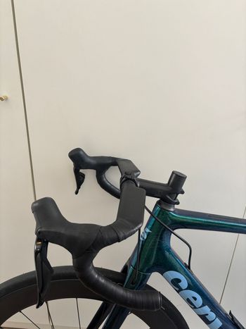 Used Cervélo Caledonia Shimano 105 Di2 2023 Road & Gravel, Grün — image 3 of 9