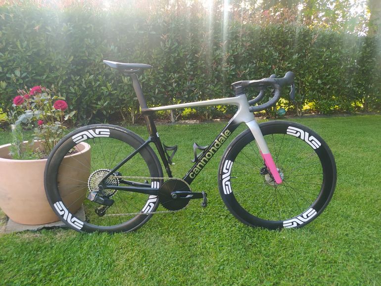 Used Cannondale Cannondale SuperSix EVO Hi-Mod 2024 2024 Road & Gravel, Light Gray — image 1 of 6