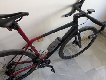 Used Giant TCR Advanced SL 1 Disc 2021 2021 Road & Gravel, Red — image 4 of 5
