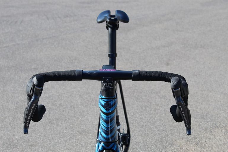 Used Trek Émonda SLR 7 eTap 2021 2021 Road & Gravel — image 5 of 10