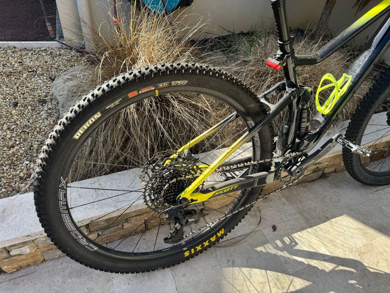 Used Scott Spark 970 2021 2021 Mountainbike, Black, 29 — image 2 of 8
