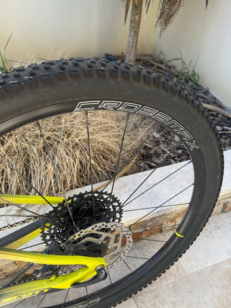 Used Scott Spark 970 2021 2021 Mountainbike, Black, 29 — image 8 of 8