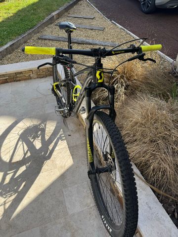 Used Scott Spark 970 2021 2021 Mountainbike, Black, 29 — image 3 of 8