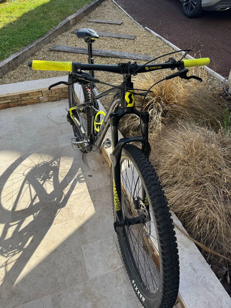 Used Scott Spark 970 2021 2021 Mountainbike, Black, 29 — image 3 of 8