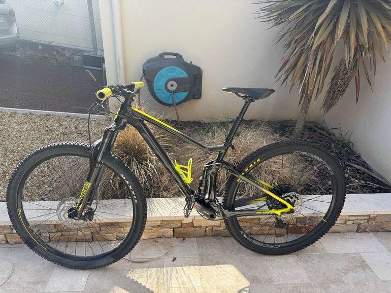 Used Scott Spark 970 2021 2021 Mountainbike, Black, 29 — image 4 of 8