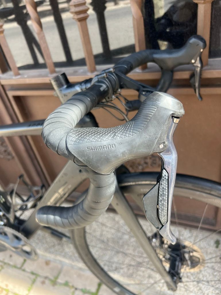 Used CUBE AGREE C:62 SLT Disc 2019 2019 Road & Gravel, Black — image 4 of 9