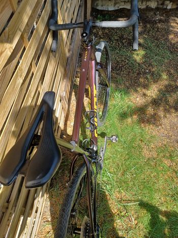 Used Giant Revolt 1 2024 2024 Road & Gravel, Rosso — image 3 of 4