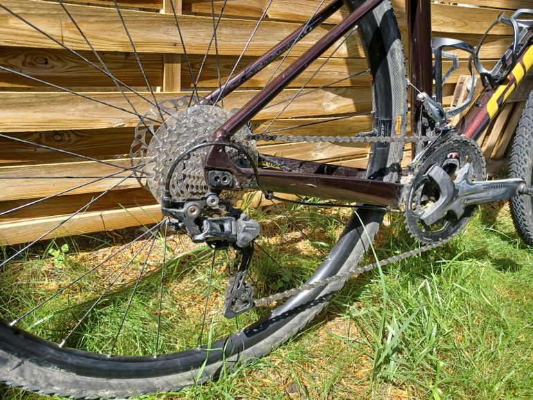 Used Giant Revolt 1 2024 2024 Road & Gravel, Rosso — image 4 of 4