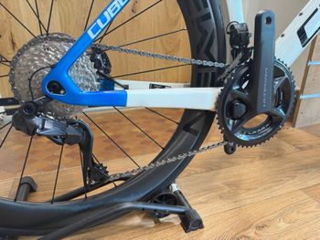 Used CUBE Litening Shimano Ultegra Di2 2026 Road & Gravel, White — image 3 of 4