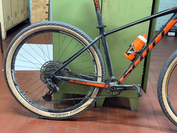 Used Scott Scale 960 2020 2020 Mountainbike, Black, 29 — image 2 of 5