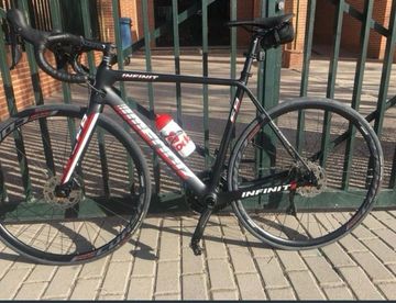 Gebrauchtes Mendiz F8 Shimano 105 2019 Road & Gravel, Schwarz — Bild 2 von 3