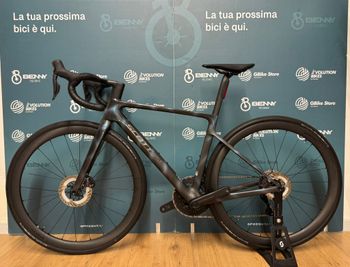 Used Scott Addict RC 10 2025 2025 Road & Gravel, Black — image 14 of 16