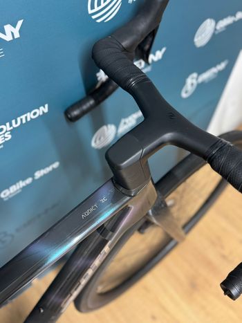Used Scott Addict RC 10 2025 2025 Road & Gravel, Black — image 5 of 16