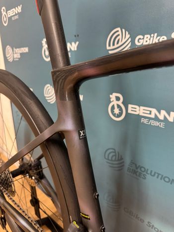 Used Scott Addict RC 10 2025 2025 Road & Gravel, Black — image 8 of 16