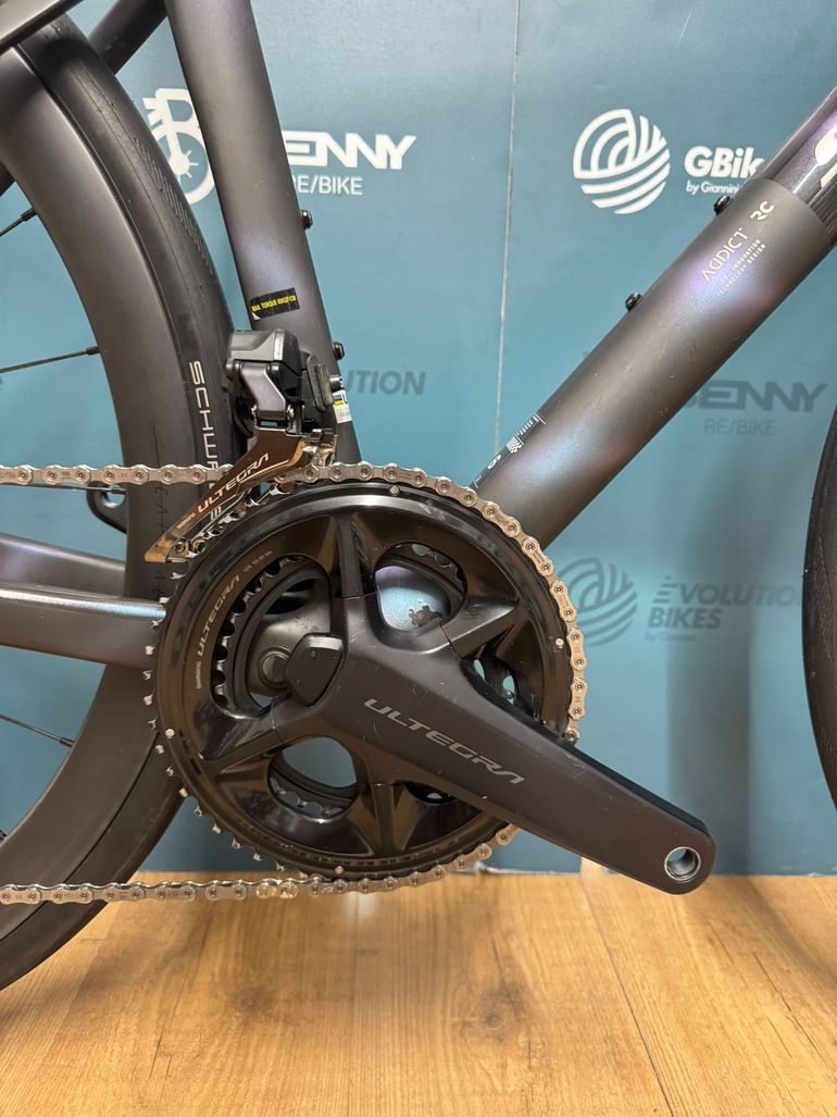 Used Scott Addict RC 10 2025 2025 Road & Gravel, Black — image 4 of 16