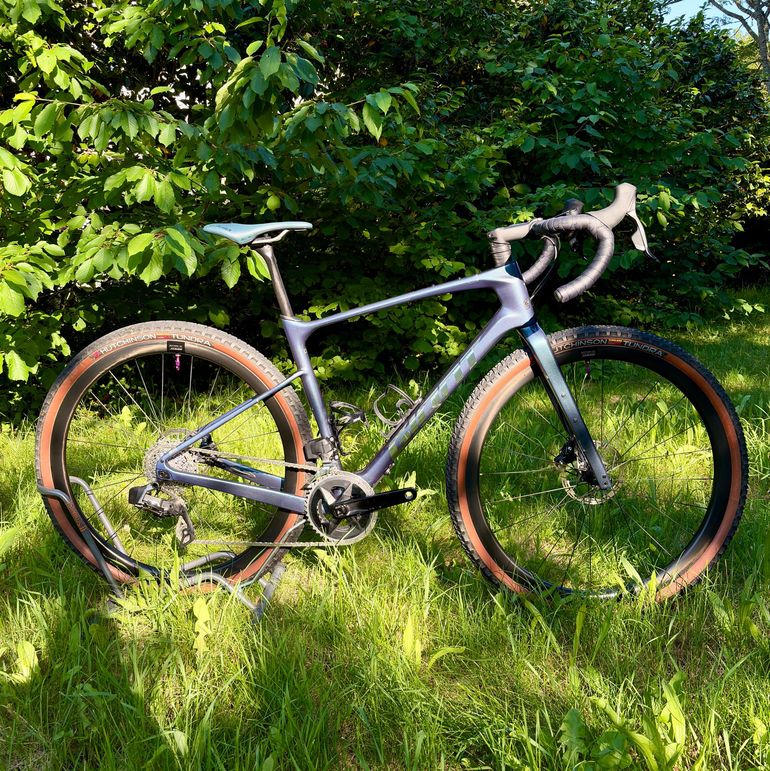 Used Giant Revolt Advanced Pro 1 2024 2024 Road & Gravel — image 2 of 3