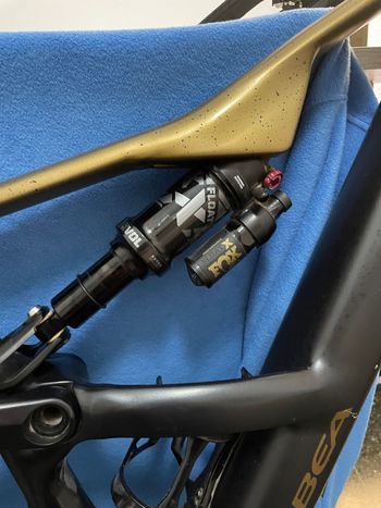 Used Orbea RISE LT H10 20mph 2025 2025 Mountainbike, Black, 29 — image 5 of 6