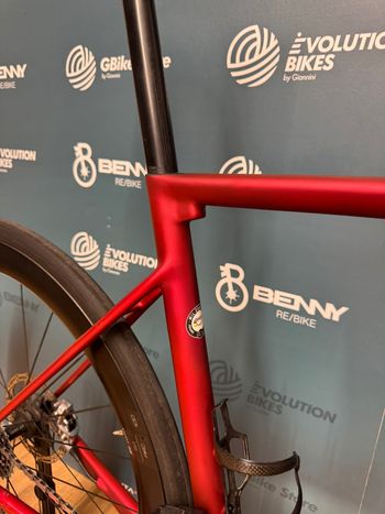 Used Wilier 0 SLR SRAM RED ETAP AXS 2x12 XDR 2023 2023 Road & Gravel, Red — image 7 of 16