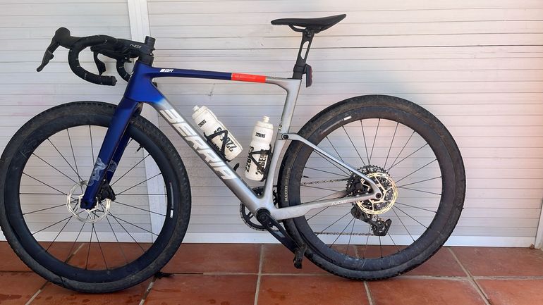Used Berria NAII BR RIVAL XPLR AXS PWM 2026 2026 Road & Gravel, Grigio chiaro — image 2 of 5