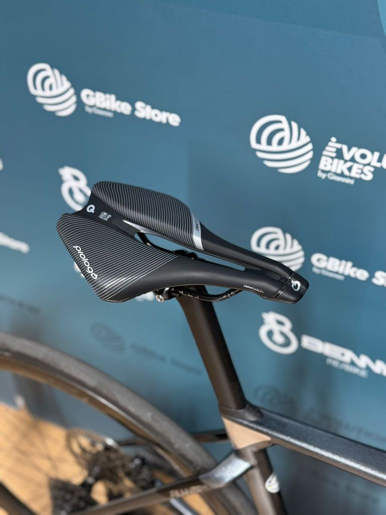 Used Wilier Filante SLR CAMPAGNOLO SUPER RECORD WIRELESS 2X12S 2025 2025 Road & Gravel — image 5 of 15