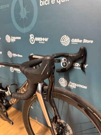 Used Wilier Filante SLR CAMPAGNOLO SUPER RECORD WIRELESS 2X12S 2025 2025 Road & Gravel — image 6 of 15