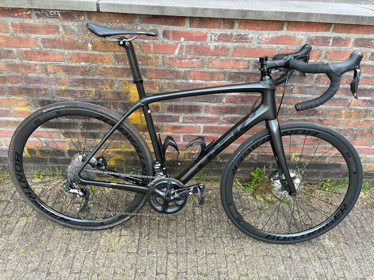 Used Trek Domane SL 7 Disc 2019 2019 Road & Gravel, Black — image 1 of 9