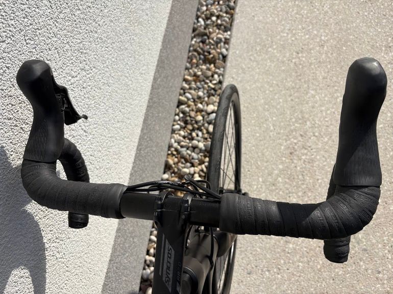 Used Scott Addict 10 disc carbon 2021 2021 Road & Gravel, Schwarz — image 5 of 10