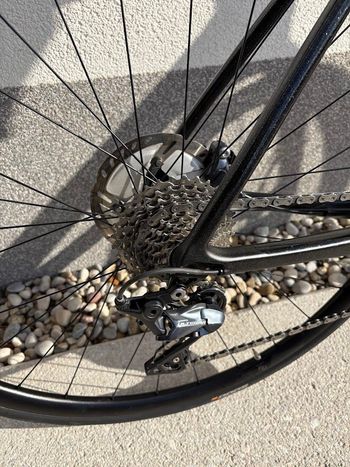 Used Scott Addict 10 disc carbon 2021 2021 Road & Gravel, Schwarz — image 4 of 10