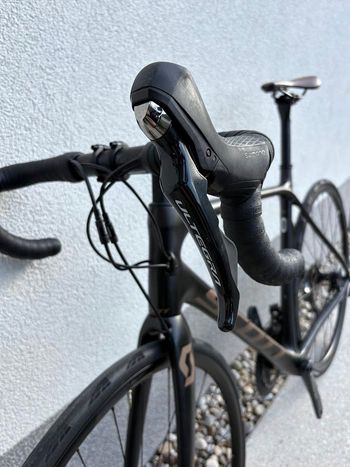 Used Scott Addict 10 disc carbon 2021 2021 Road & Gravel, Schwarz — image 10 of 10